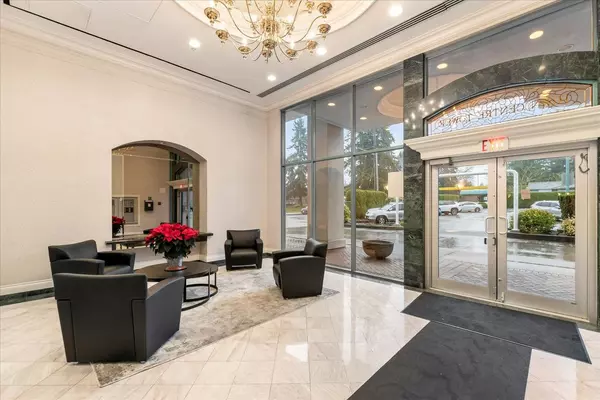 Abbotsford, BC V2T 1X1,32330 South Fraser WAY #504