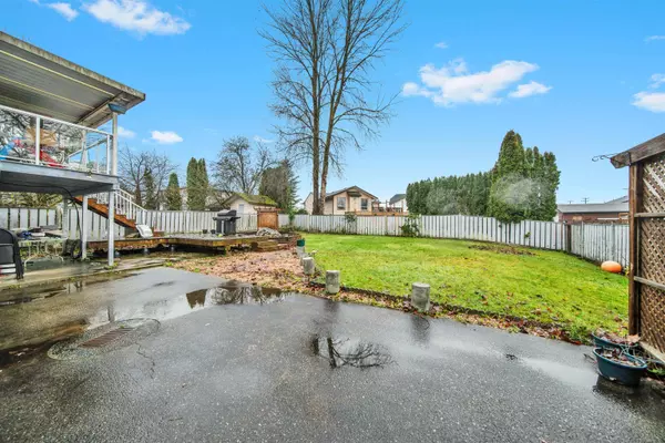 Surrey, BC V3S 5J8,6369 173a ST