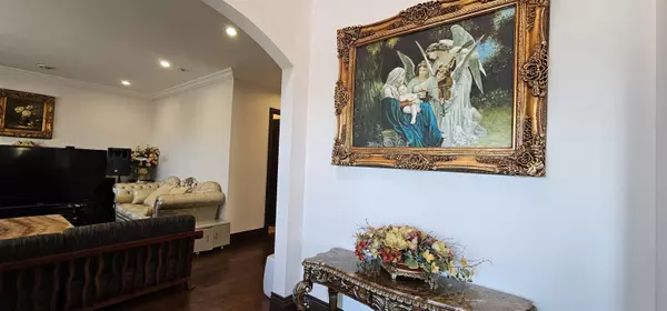 Burnaby, BC V5A 1B5,7282 Ridge DR