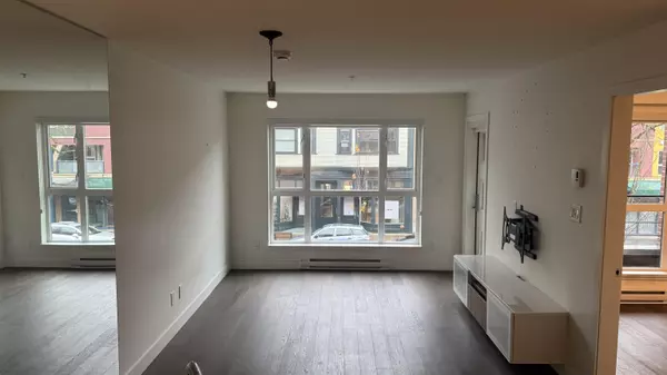 3456 Commercial ST #215, Vancouver, BC V5N 4E9