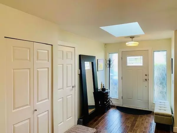 1432 View CRES, Tsawwassen, BC V4L 1Z1