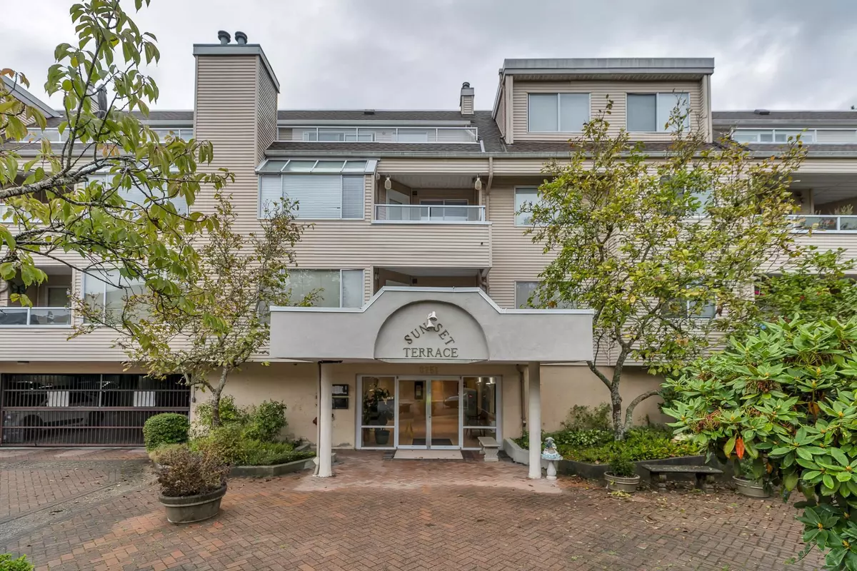 Richmond, BC V6Y 3T7,8751 General Currie RD #109