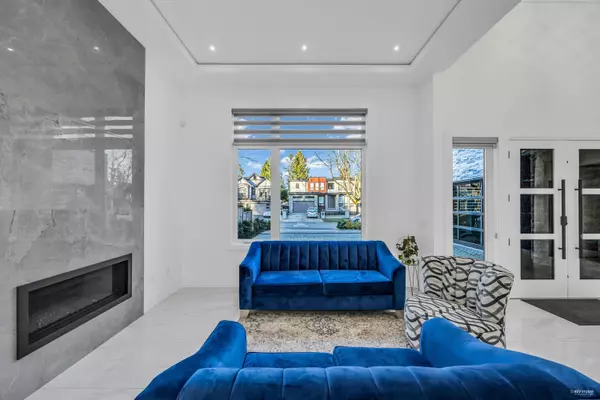 Surrey, BC V3W 6T5,14138 75a AVE