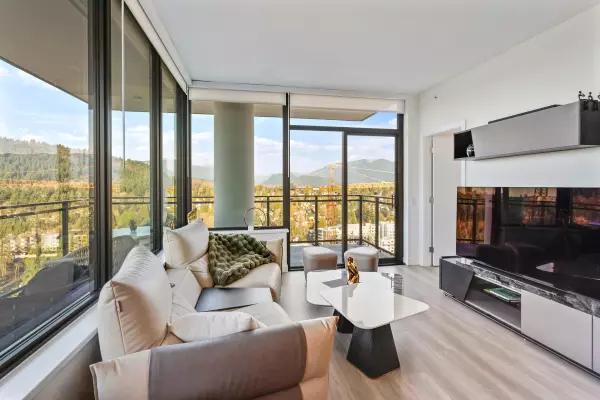 Coquitlam, BC V3J 0T1,626 Claremont ST #2605