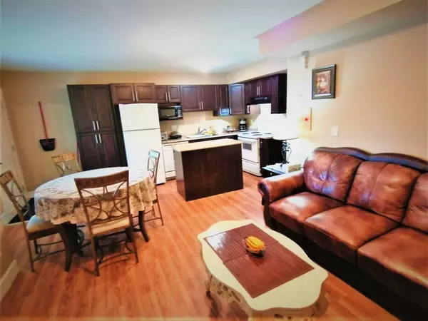 Coquitlam, BC V3J 2H6,536 Webster AVE #bsmt