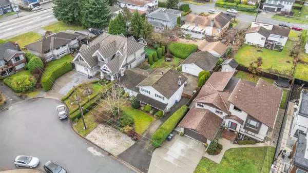 Coquitlam, BC V3J 4W4,814 Kelvin ST