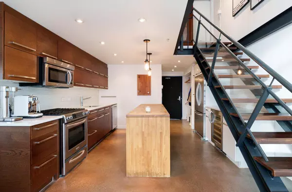 Vancouver, BC V6J 1R1,1529 W 6th AVE #511