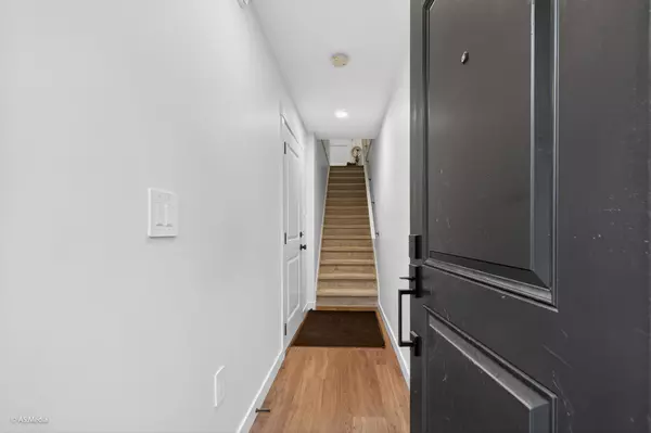 Abbotsford, BC V2S 0N4,2774 Montrose AVE #71