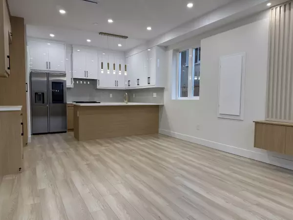 Vancouver, BC V5P 2C1,1577 E 58th AVE #2