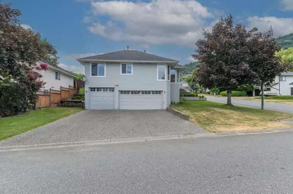 36381 Country PL, Abbotsford, BC V3G 1M2