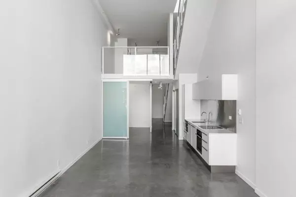 Vancouver, BC V6B 1G4,53 W Hastings Street #608