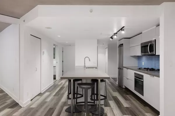 Vancouver, BC V6A 1K9,128 W Cordova ST #306