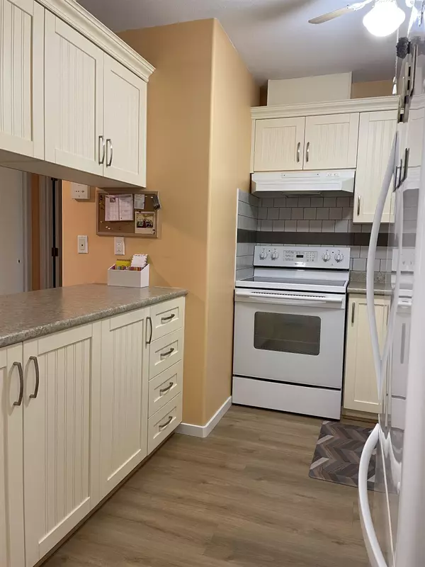 Chilliwack, BC V2P 4J3,8980 Mary ST #204