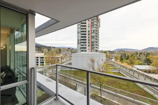 North Vancouver, BC V7J 0E6,1500 Fern ST #1005