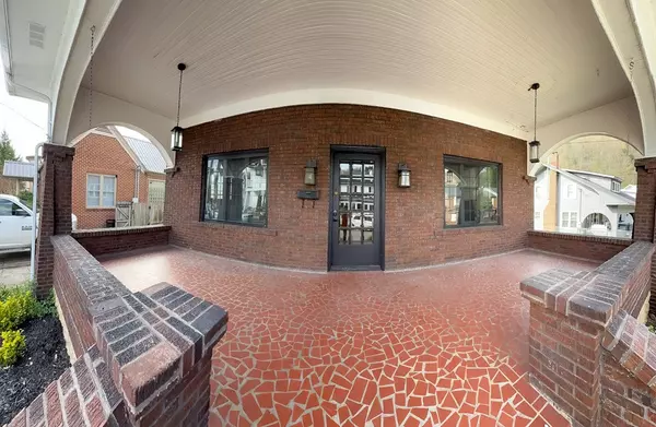 Pikeville, KY 41501,149 4th Street