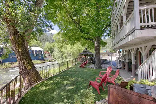 110 Commercial Street, Downieville, CA 95936