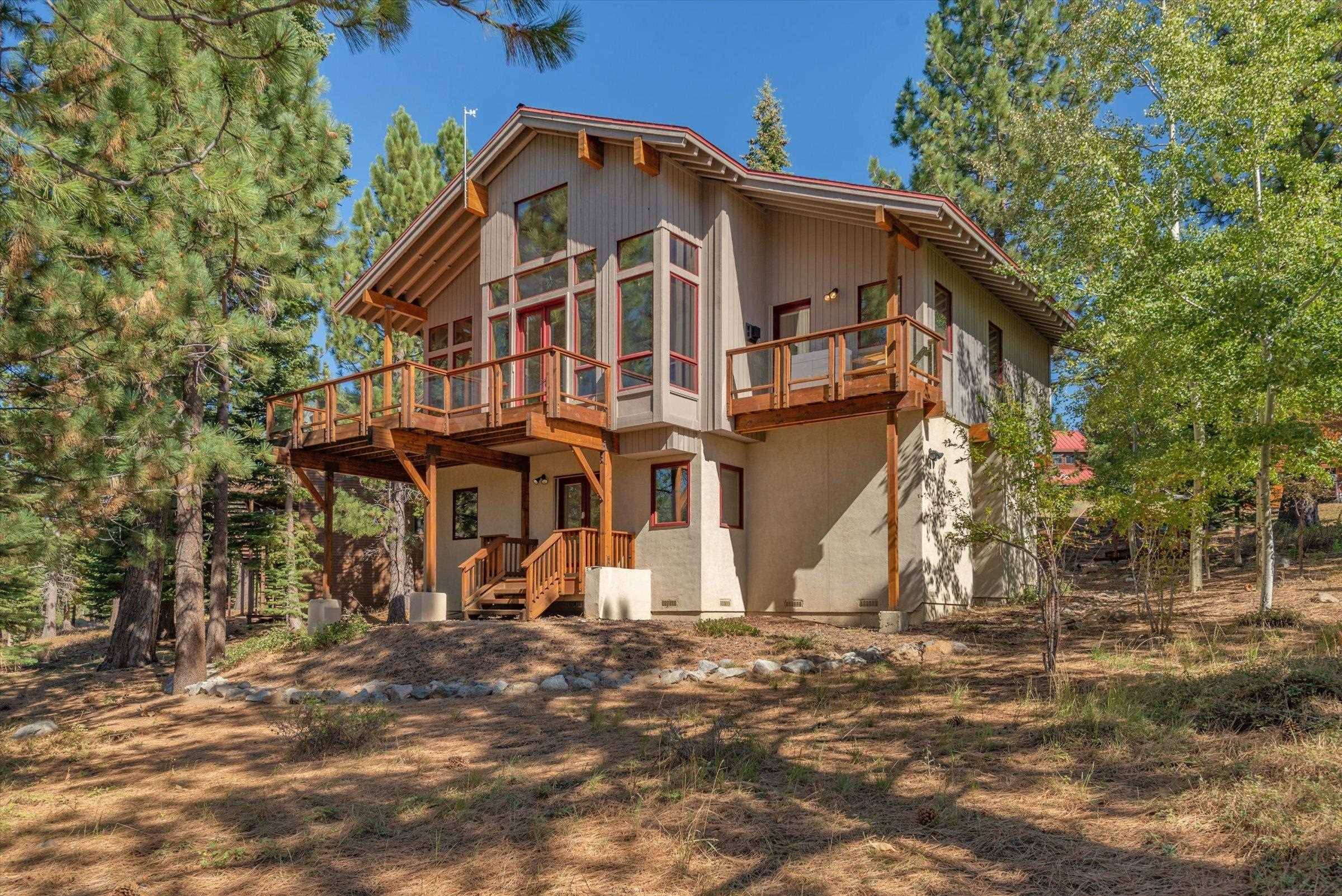 12735 Pinnacle Loop, Truckee, CA 96161