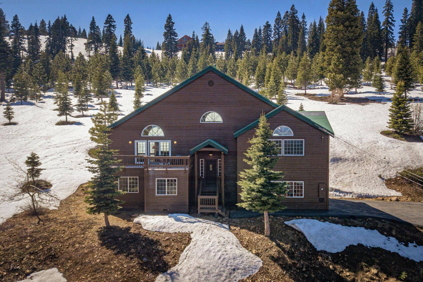 13016 Skislope Way, Truckee, CA 96161