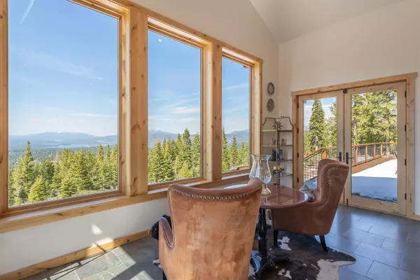 Truckee, CA 96161,11164 The Strand