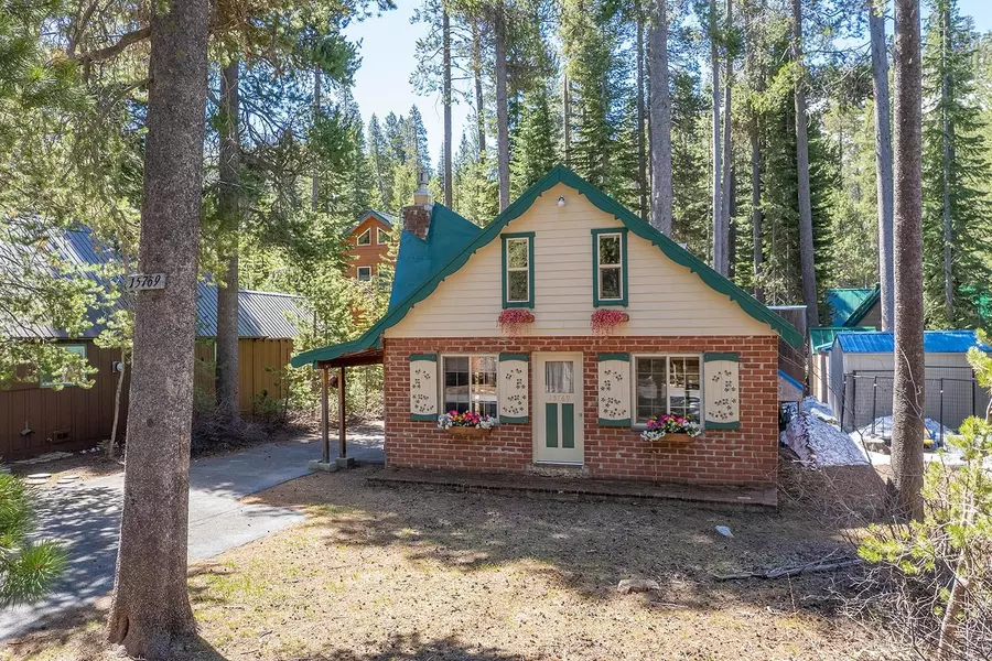 15769 Fir Street, Truckee, CA 96161-0000