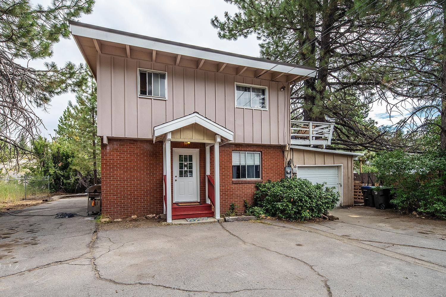 Truckee, CA 96161,10175 Smith Street