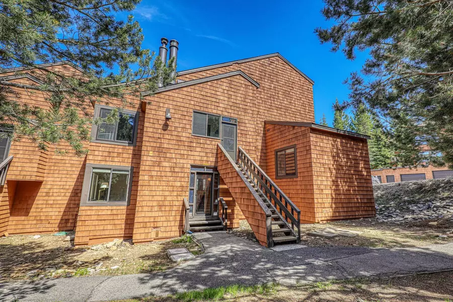 11633 Snowpeak Way #503, Truckee, CA 96161-0000