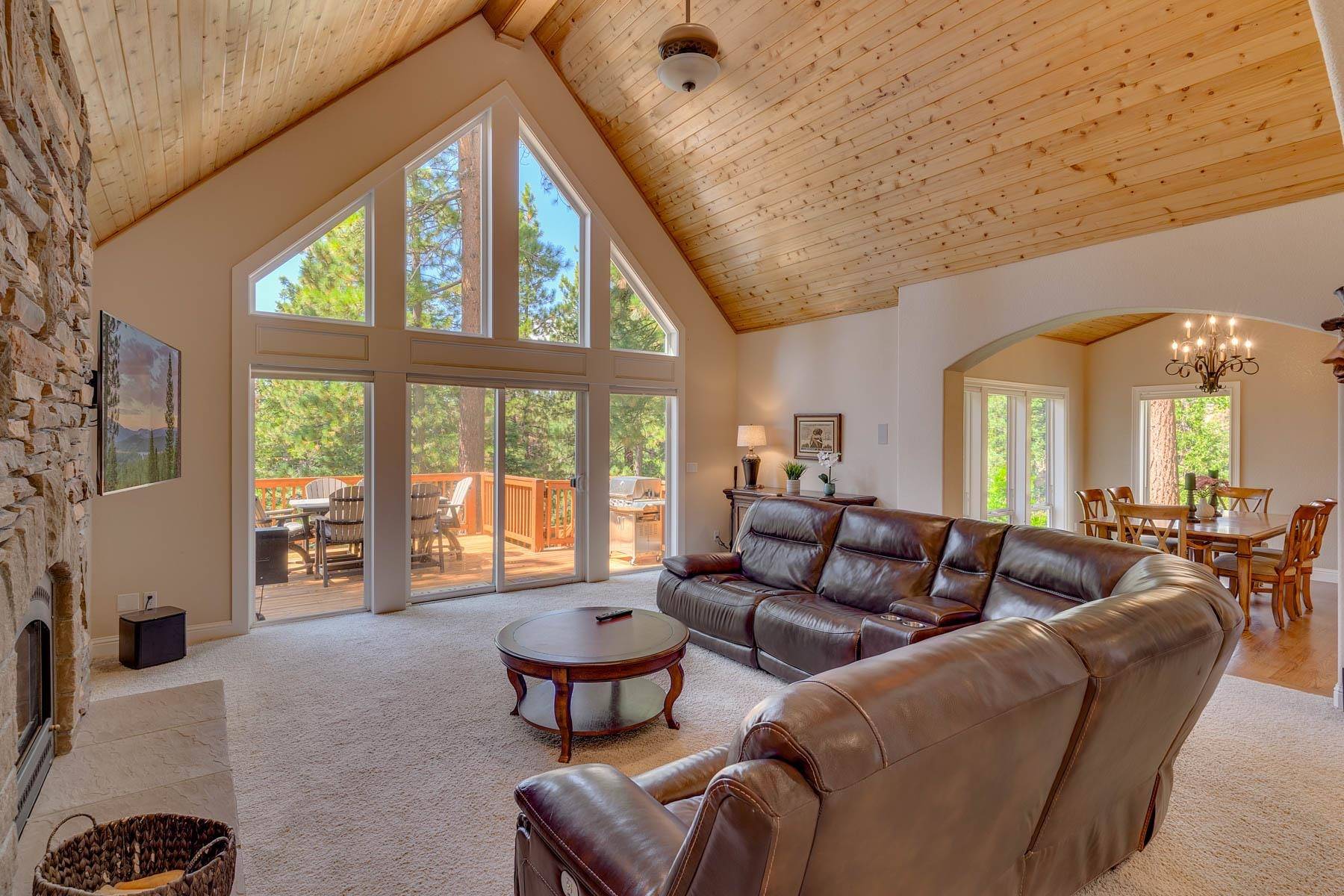 1330 Canterbury Drive, Kings Beach, CA 96143