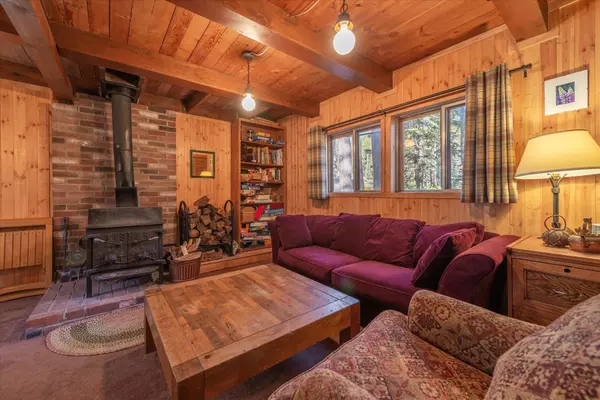 50998 Conifer Drive, Soda Springs, CA 95728