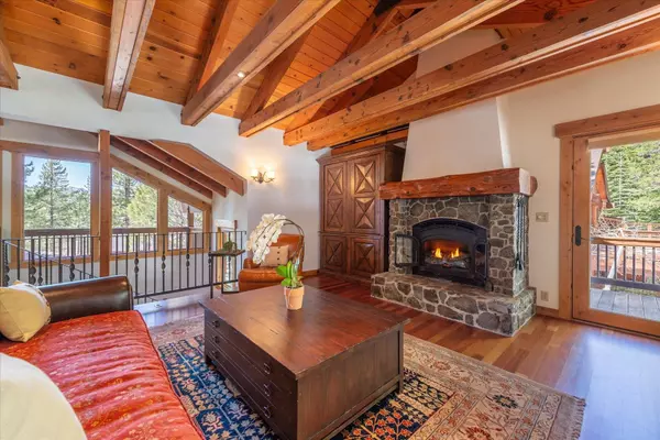 Truckee, CA 96161,12417 Snowpeak Way