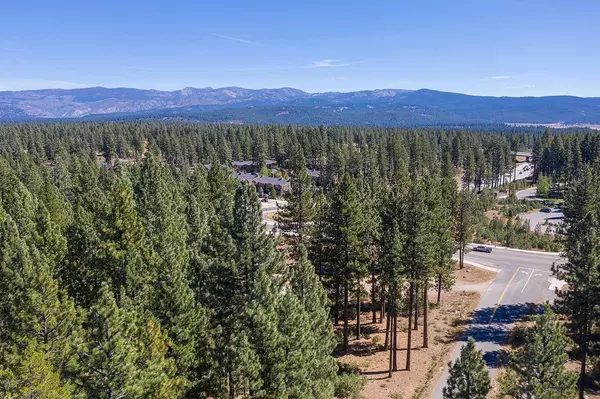 10624 & 10625 Rue Ivy, Truckee, CA 96161