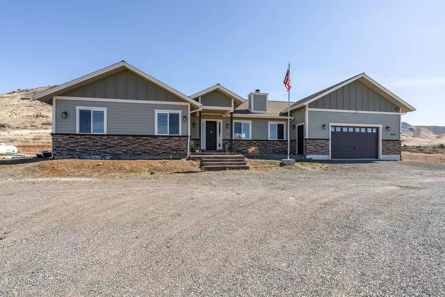 94908 Half Mile Road, Chilcoot, CA 96105