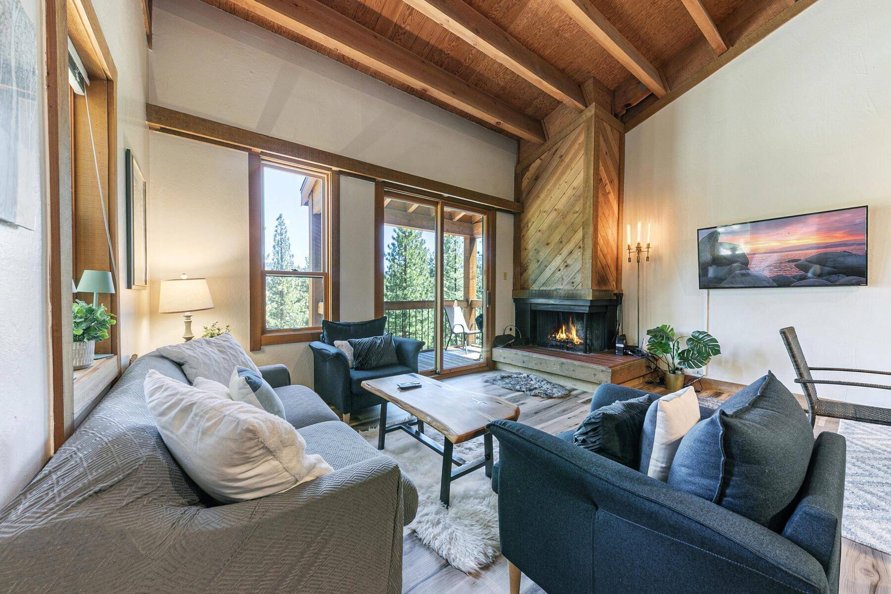 5107 Gold Bend, Truckee, CA 96161