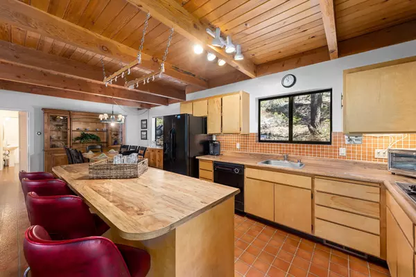 15398 Cedar Point Drive, Truckee, CA 96161