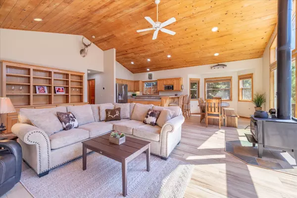 11964 Saint Bernard Drive, Truckee, CA 96161-6407