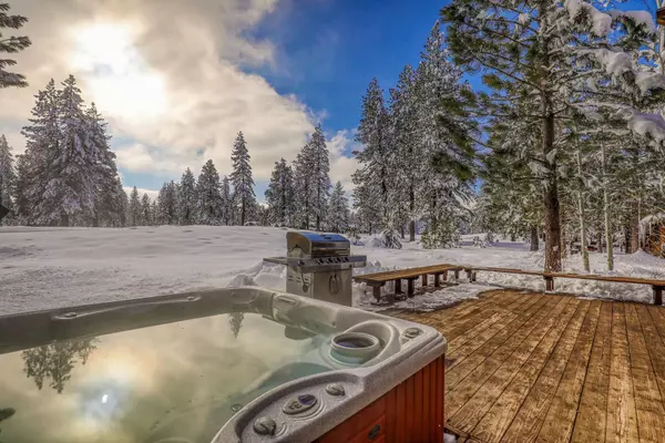Truckee, CA 96161,12463 Lookout Loop #F17-22