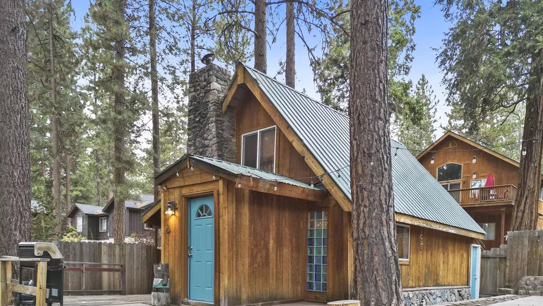 8769 Trout Avenue, Kings Beach, CA 96143