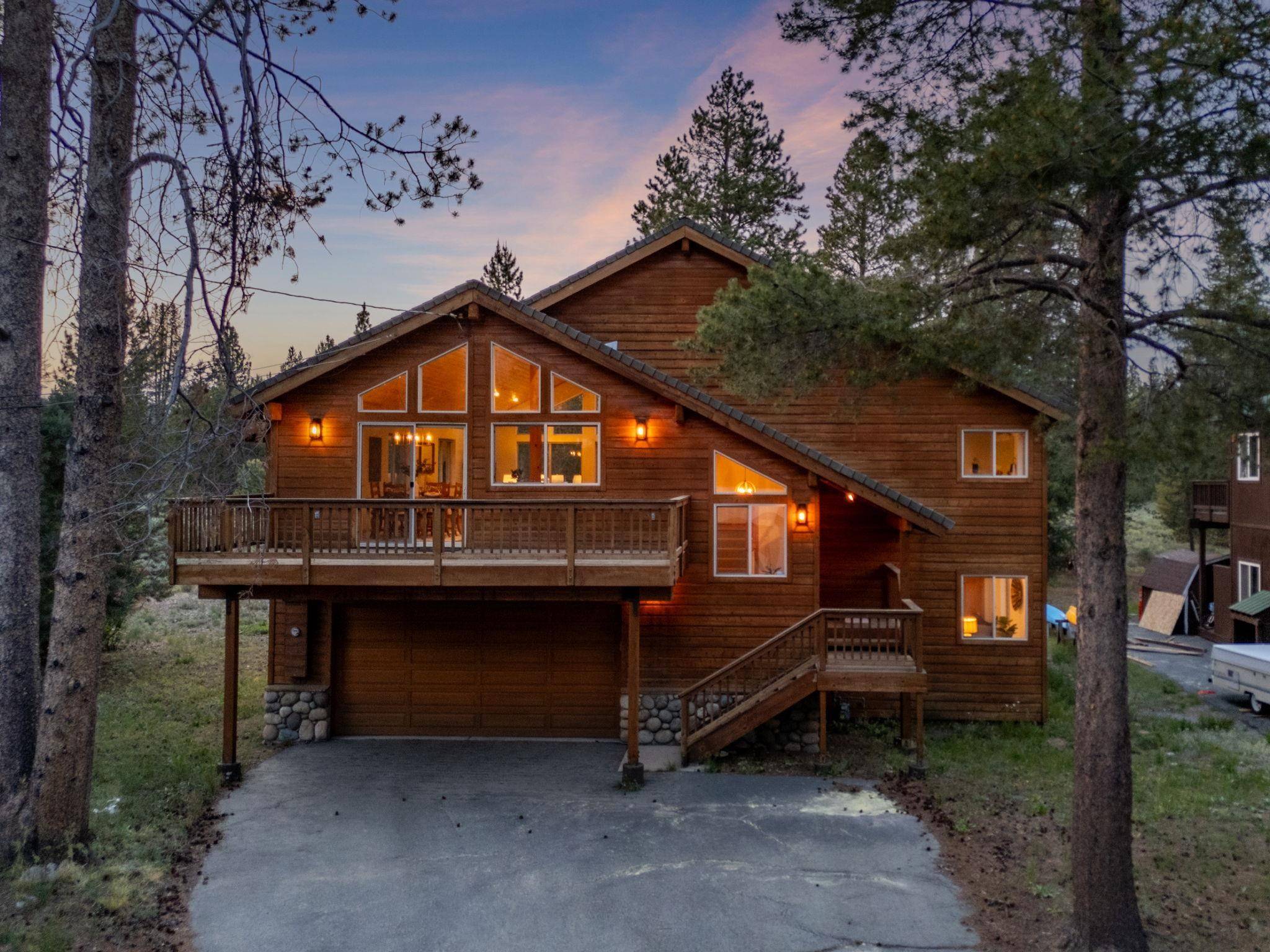 10308 E Alder Creek Road, Truckee, CA 96161