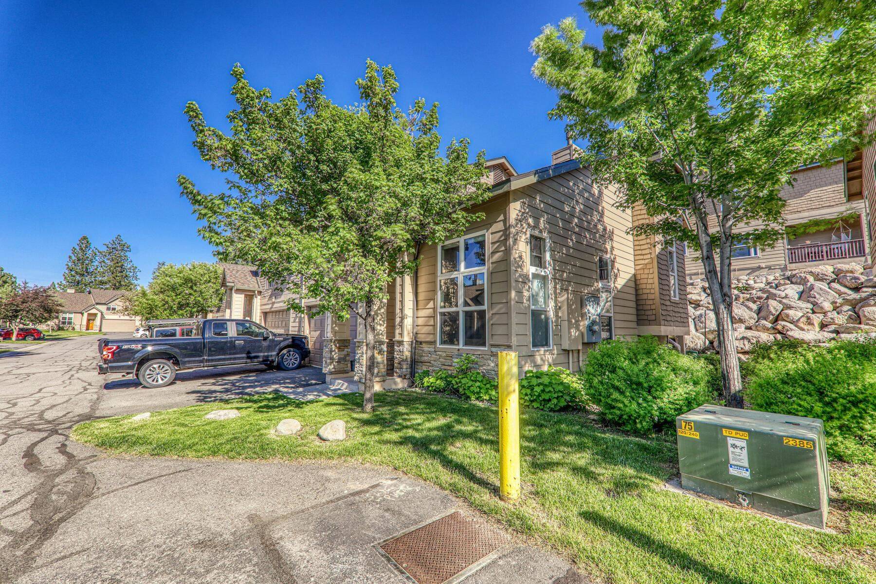 Truckee, CA 96161,10085 Nicolas Drive #A