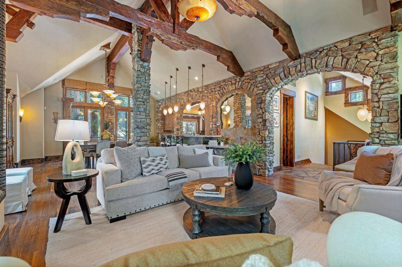 Truckee, CA 96161,12710 Zurich Place