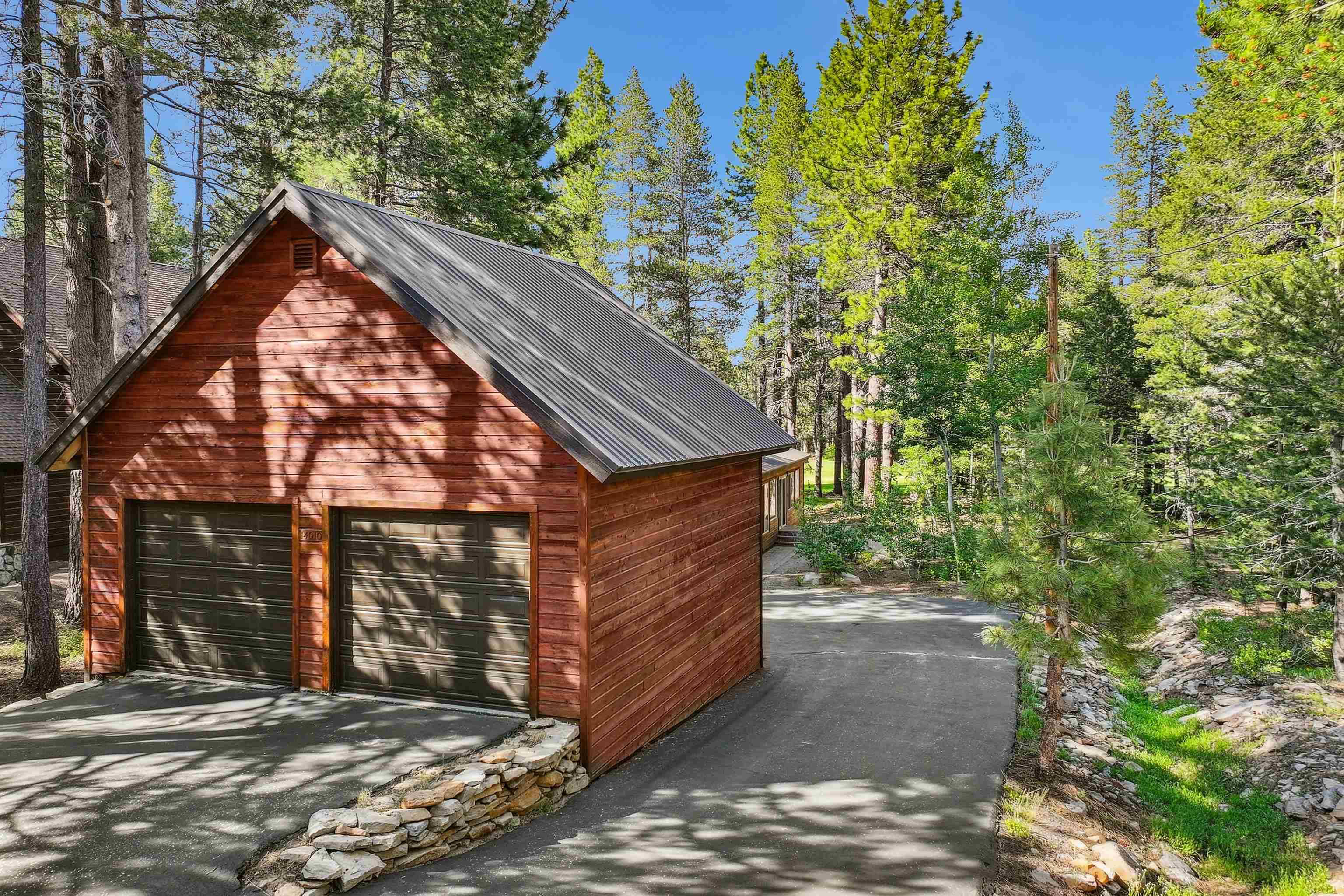 Truckee, CA 96161,14010 Skiview Loop