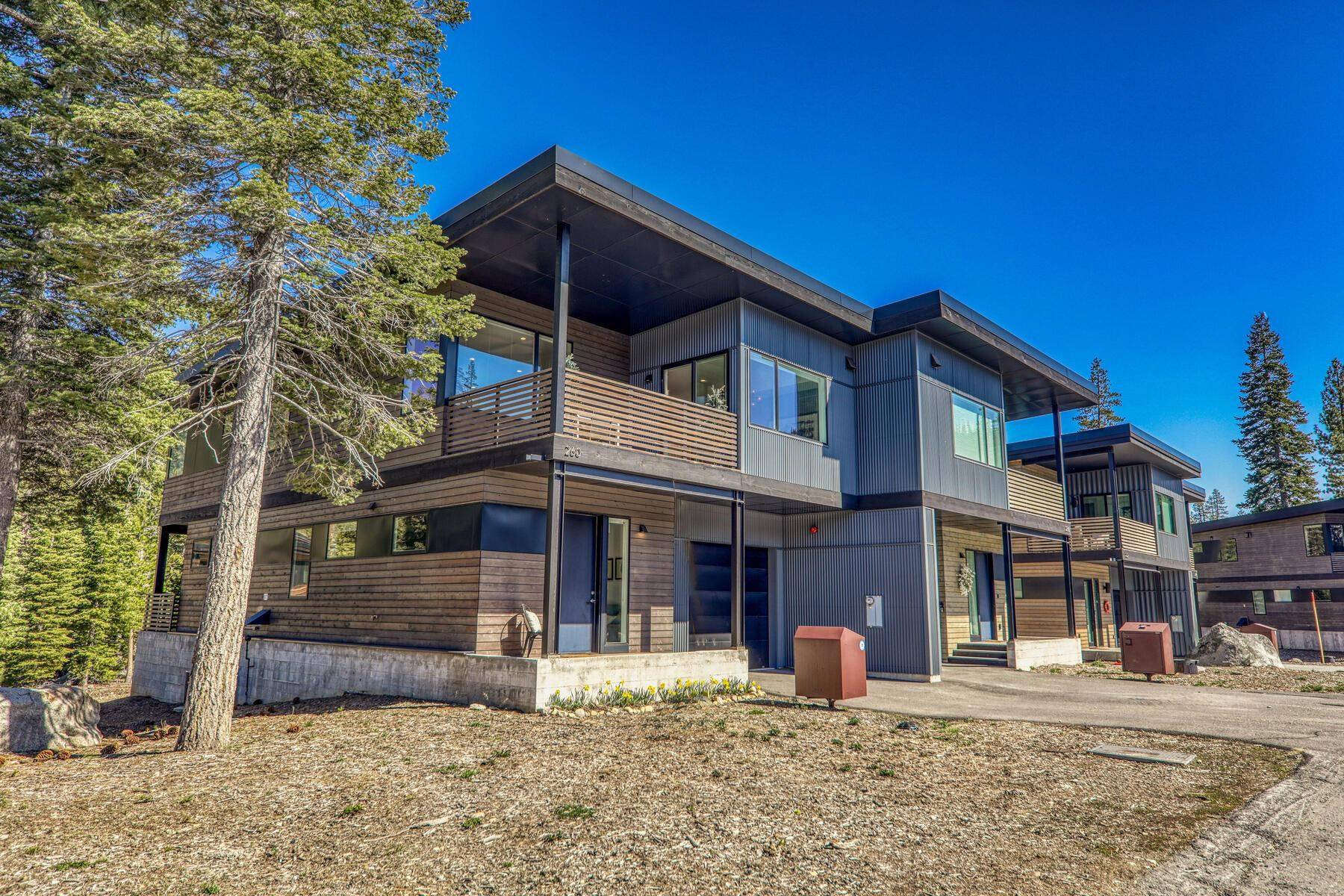 260 Palisades Circle, Olympic Valley, CA 96146