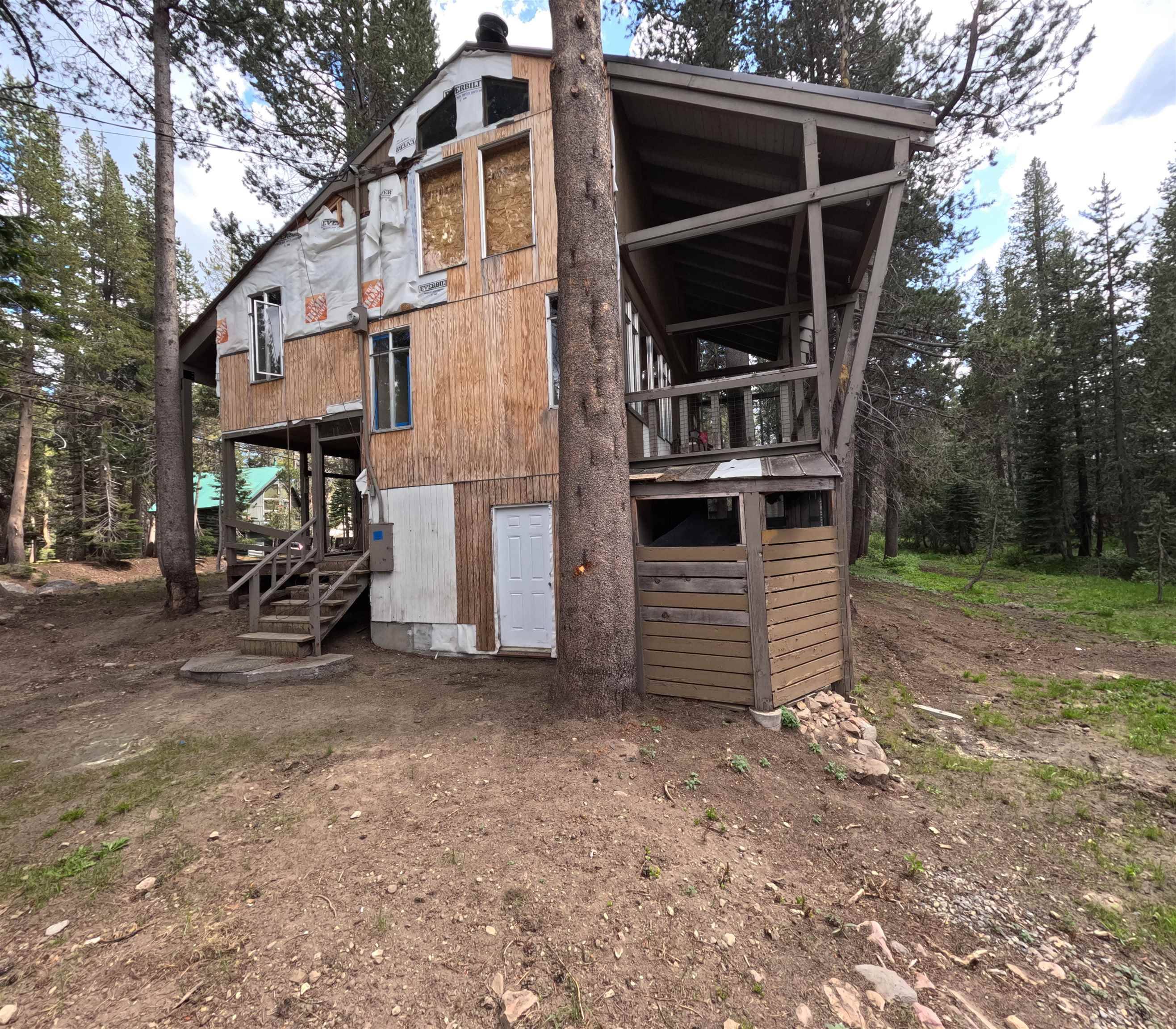 5659 Yuba Drive, Soda Springs, CA 95728
