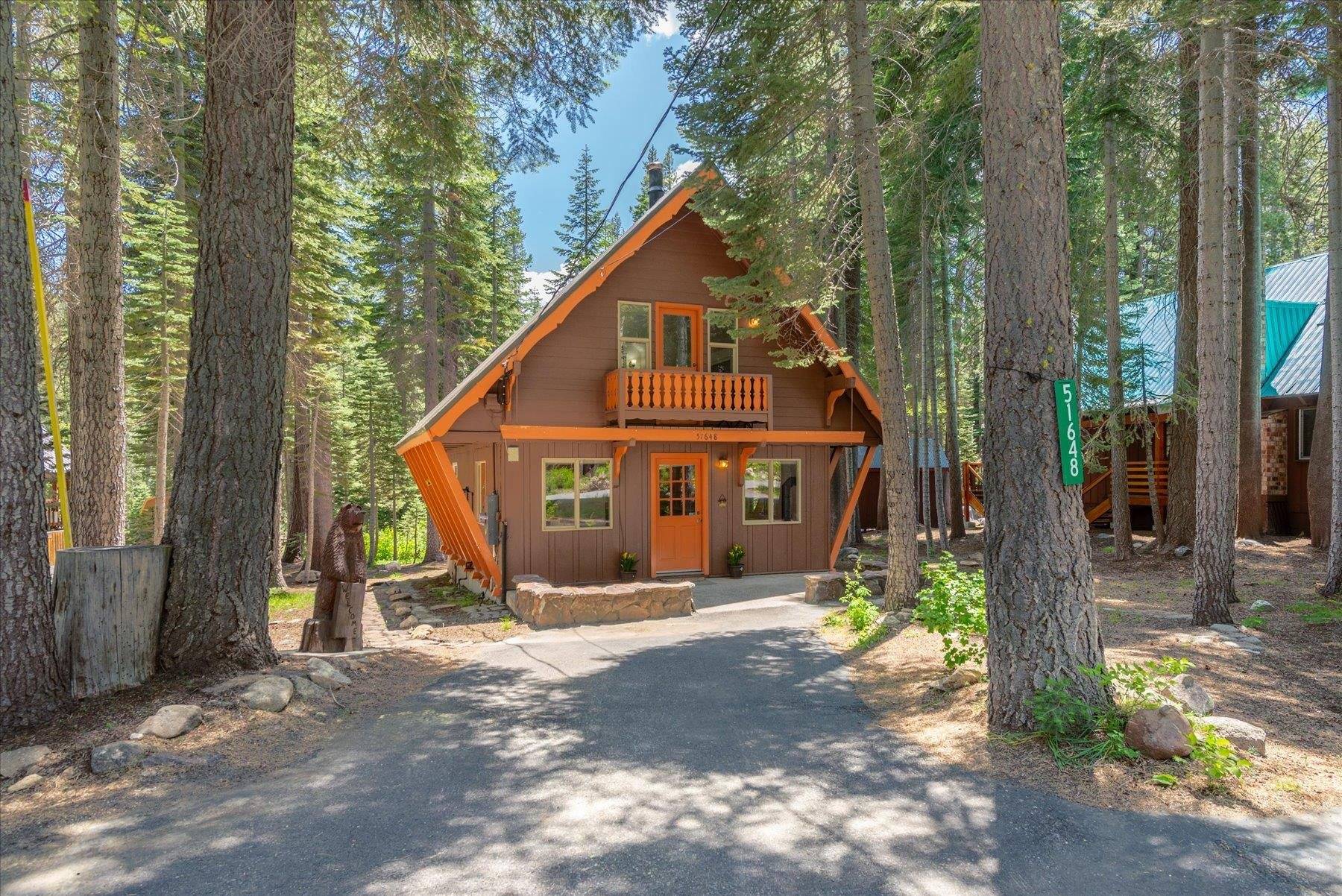 51648 Tamarack Crescent, Soda Springs, CA 95728-0000