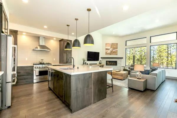 Truckee, CA 96161,10316 Shady Lane
