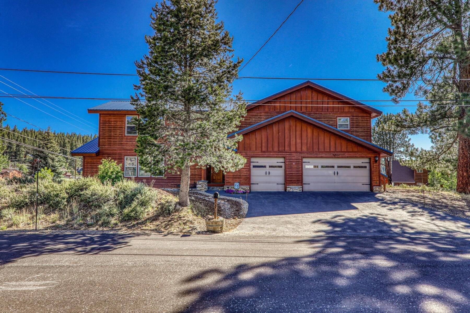15917 Wellington Way, Truckee, CA 96161-0000