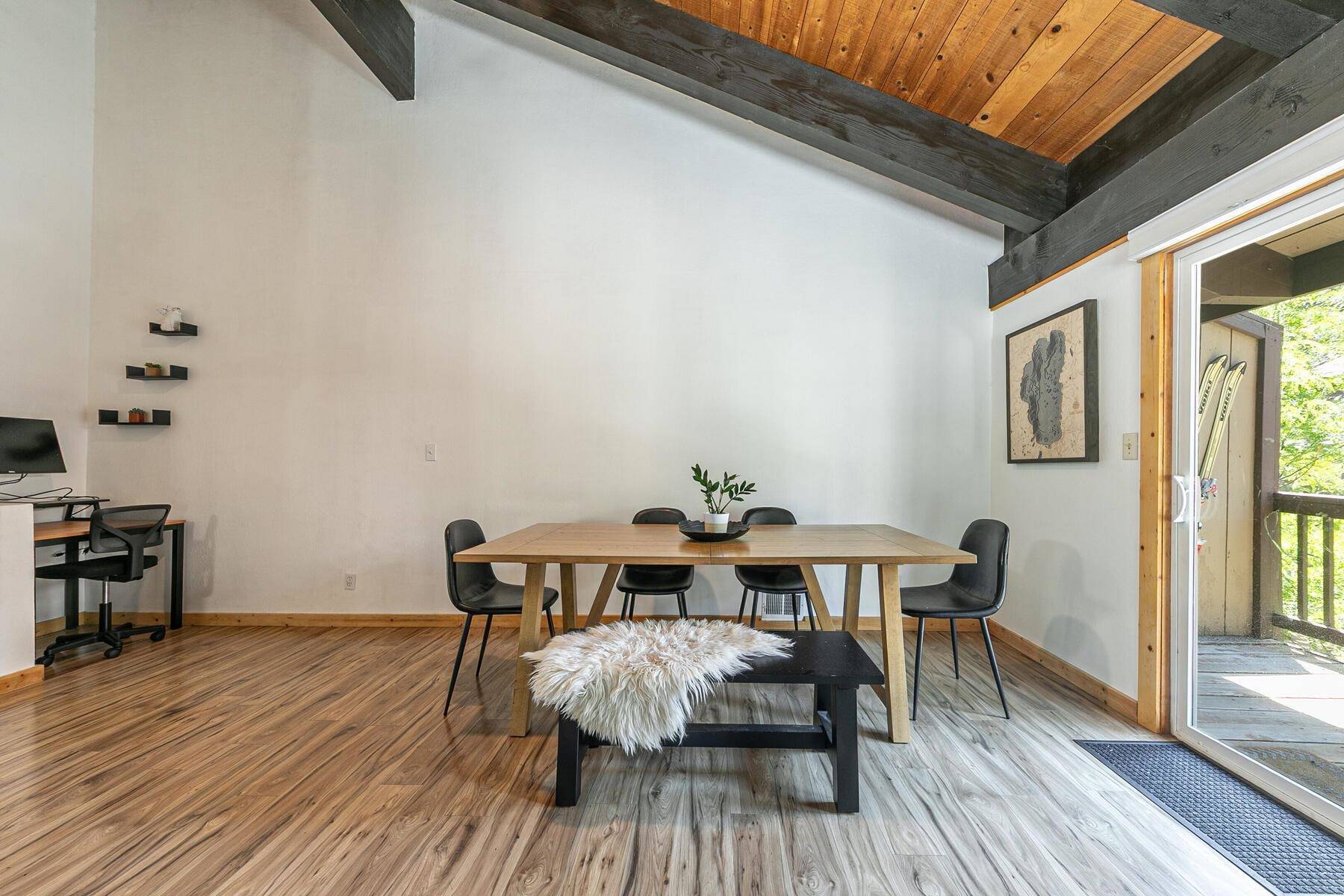Tahoe City, CA 96145,3115 North Lake Boulevard #9