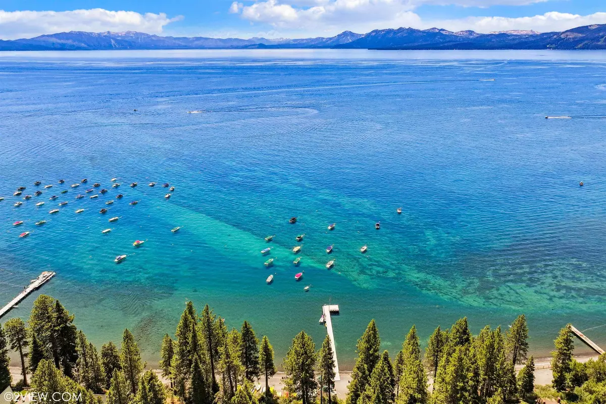 Tahoe City, CA 96145,125 Lassen Drive #4