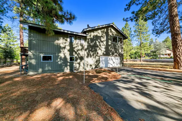 Truckee, CA 96161-1154,10625 Royal Crest Drive