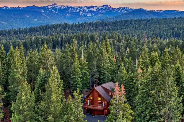 12611 Muhlebach Way, Truckee, CA 96161-6429