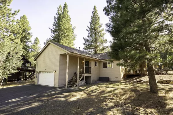 15297 Donnington Lane, Truckee, CA 96161-1129